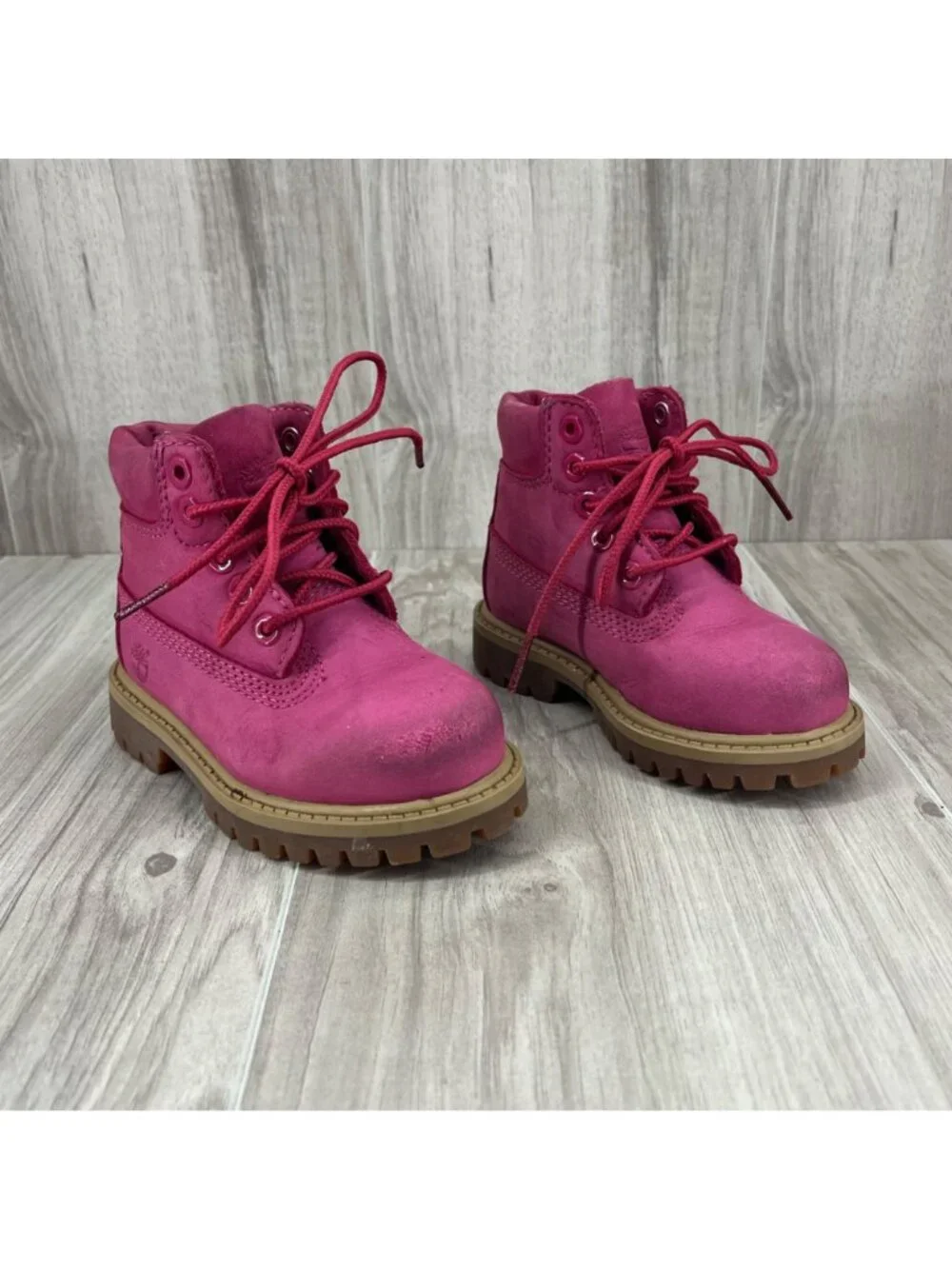 Timberland pink nubuck